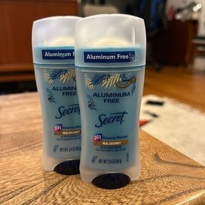 2 aluminum free secret deodorant real coconut scent